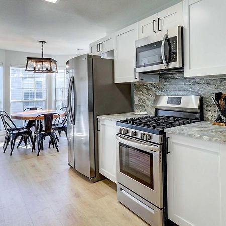 Chic Bentonville Home With Patio And Fire Pit! المظهر الخارجي الصورة