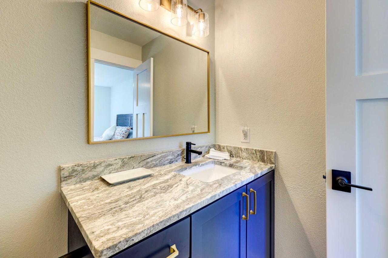 Chic Bentonville Home With Patio And Fire Pit! المظهر الخارجي الصورة